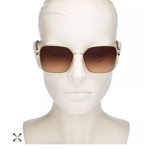 Brand new! Authentic 59mm Versace square sunglasses. ❤️